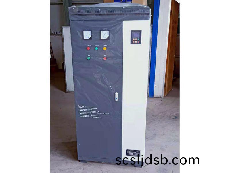 電(dian)機輭(ruan)啟(qi)動(dong)櫃(gui)