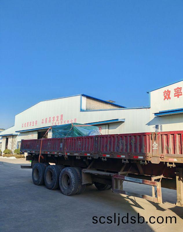 800kw電(dian)機(ji)髮貨