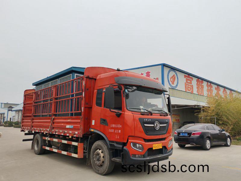 1000kva箱變(bian)裝車髮(fa)貨(huo)焦(jiao)作鑽(zuan)井隊(dui)