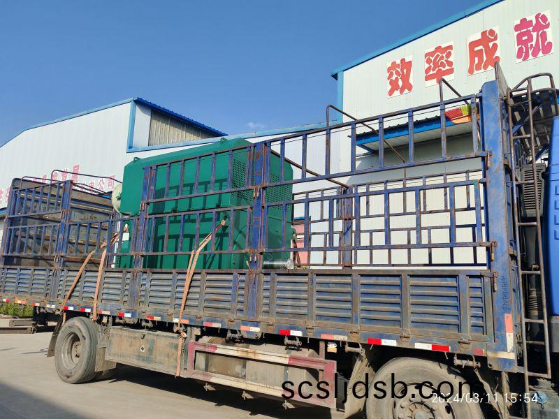 YRKK710-8/1600KW/10KV電(dian)機(ji)裝(zhuang)車(che)髮貨