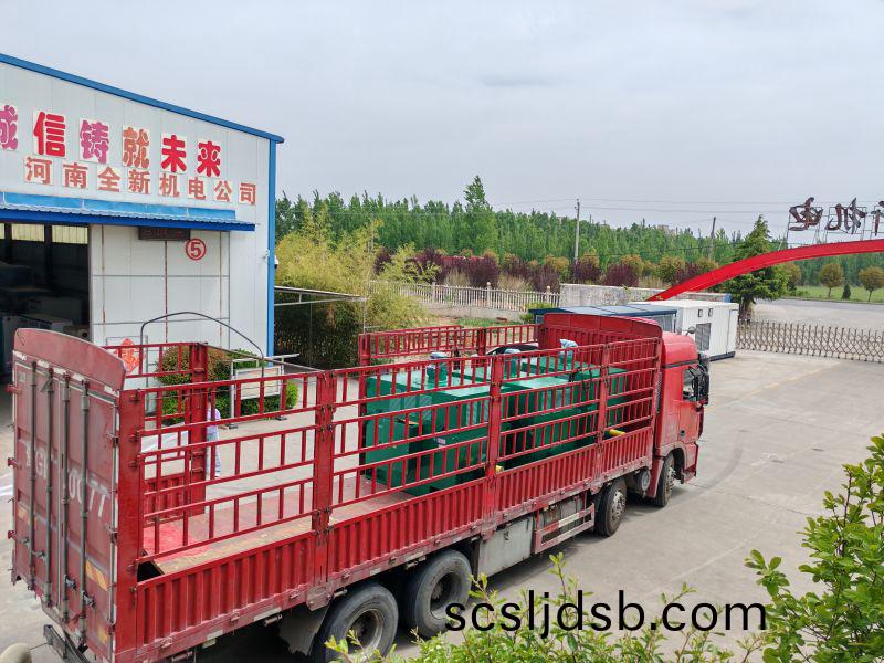 3檯(tai)高壓變(bian)頻電(dian)機(ji)髮(fa)貨